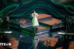 Cantante vietnamita gana el Festival Intervision 2025 en Rusia
