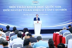 El ministro de Relaciones Exteriores, Le Hoai Trung, habla en el evento. (Fuente: VNA)