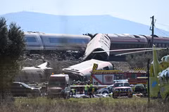 Escena del accidente de tren de alta velocidad en la provincia de Toledo, España, el 28 de octubre de 2026. (Foto: Xinhua/VNA)
