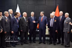 El secretario general del Partido Comunista y presidente de Vietnam, To Lam, y delegados. (Fuente: VNA)