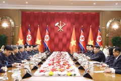 Líder vietnamita dialoga con Kim Jong Un en Pionyang