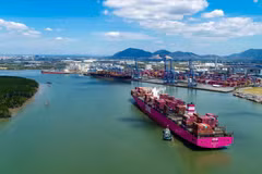 El Puerto Internacional Tan Cang- Cai Mep (Ba Ria - Vung Tau). (Foto: VNA)
