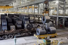 Los productos de acero del Grupo Hoa Phat satisfacen las necesidades nacionales y se exportan a 40 países y territorios. (Foto: VNA)