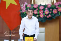 El primer ministro de Vietnam, Le Minh Hung, habla en el evento. (Fuente: VNA)