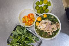 Pho (sopa de fideos de arroz con carne de res o pollo). (Fuente: tuoitre.vn)