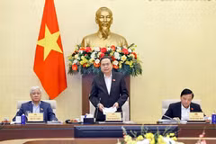 El presidente de la Asamblea Nacional de Vietnam, Tran Thanh Man, habla en el evento. (Fuente: VNA)