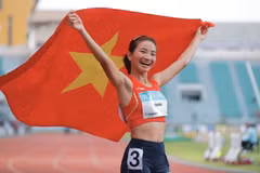 Nguyen Thi Oanh celebra su triunfo. (Fuente: VNA)