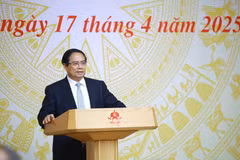 El primer ministro de Vietnam, Pham Minh Chinh, habla en el evento. (Fuente: VNA)
