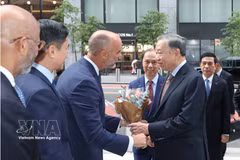 El secretario general del Partido Comunista de Vietnam y presidente de la República, To Lam, visita y trabaja con grupo farmacéutico Pfizer en EE.UU. (Fuente: VNA)