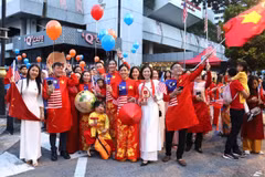 Residentes vietnamitas en Malasia en una actividades conmemorativas al 80 aniversario del Día Nacional de Vietnam. (Fuente: VNA)