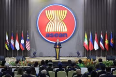 El secretario general del Partido Comunista y presidente de Vietnam, To Lam, interviene en la ceremonia de conmemoración del 30.º aniversario de la adhesión de Vietnam a la ASEAN, en Yakarta, Indonesia (marzo de 2025). (Fuente: VNA)