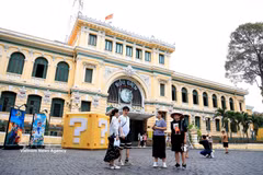 La Oficina Central de Correos, una obra arquitectónica única en el corazón de Ciudad Ho Chi Minh. (Foto: VNA)