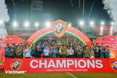 El Equipo II de la Policía Popular de Vietnam gana Torneo Abierto de Fútbol de la Policía de la ASEAN 2025. (Fuente: VNA)
