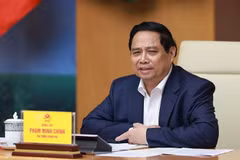 El primer ministro Pham Minh Chinh habla en el evento. (Fuente: VNA)