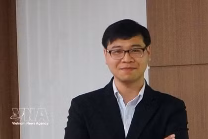 El doctor Ngo Chi Vinh, director ejecutivo y científico sénior de AlchLight LLC (Foto: VNA)