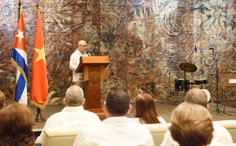 El secretario de Organización del Comité Central del PCC, Roberto Morales Ojeda, interviene en la cita (Foto: VNA)