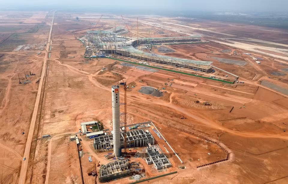 El Aeropuerto Internacional Long Thanh en la provincia de Dong Nai experimenta una rápida construcción, y se prevé que esté terminado a fines de 2025. (Foto: VNA)