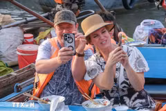 Turistas extranjeros en Can Tho. (Fuente: VNA)