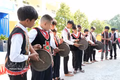 La provincia de Quang Ngai incorpora la cultura de los Gongs y la danza Xoang en las escuelas. (Fuente: VNA)