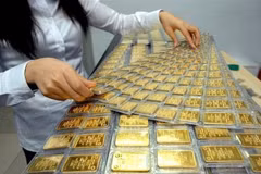 Las empresas y los bancos ya están listos para escribir un nuevo capítulo del mercado del oro. (Fuente: VietnamPlus)
