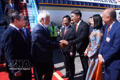 El primer ministro de Timor Leste, Kay Rala Xanana Gusmão, llega a Hanoi para iniciar una visita oficial a Vietnam. (Fuente: VNA)