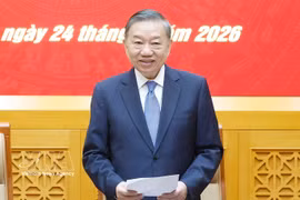 El secretario general del Partido y presidente de Vietnam, To Lam, preside segunda reunión de Comisión Militar Central (Foto: VNA)