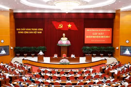 Máximo dirigente de Vietnam subraya importancia de renovar planificación de cuadros (Foto: VNA)