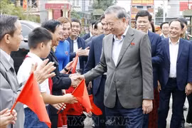 Secretario general del PCV insta al desarrollo de la agricultura verde en Hung Yen