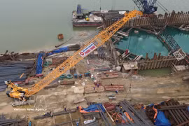 Hanoi acelera siete proyectos de puentes sobre el río Rojo (Foto: VNA)