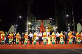 La 46.ª edición del Festival de Flores de Primavera de Ciudad Ho Chi Minh fue inaugurada este jueves en el Parque Tao Dan (Foto: VNA)