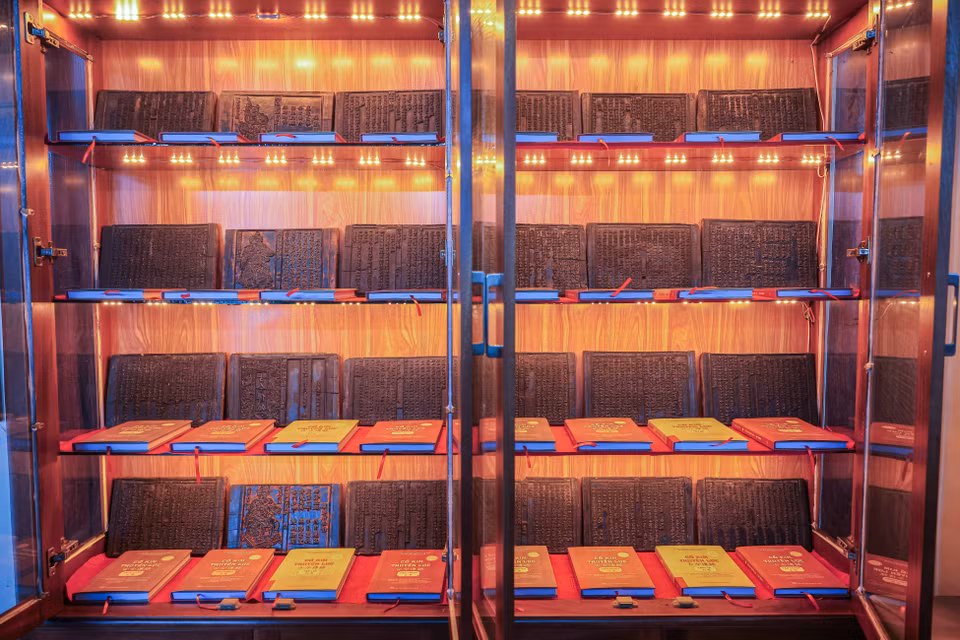 Se conservan alrededor de 130 grabados en madera de la serie de libros "Co Kim Truyen Luc". (Foto: VNA)