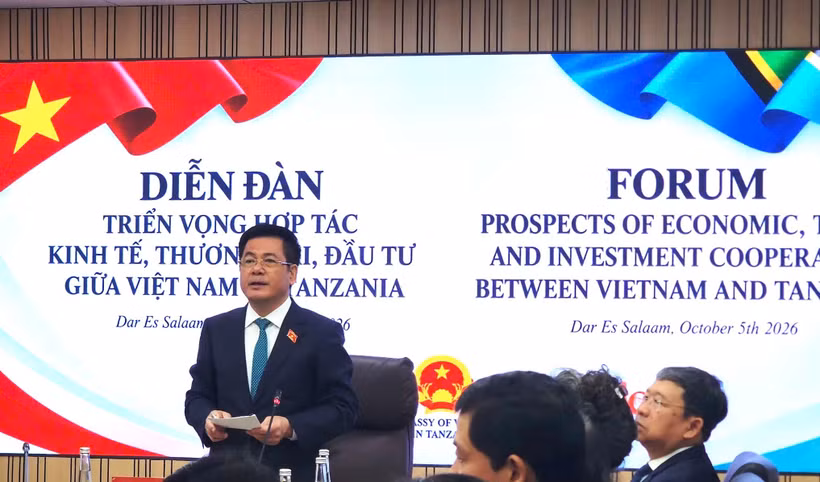 El vicepresidente de la Asamblea Nacional de Vietnam, Nguyen Hong Dien, interviene en el foro. (Foto: Agencia de Promoción Comercial de Vietnam)