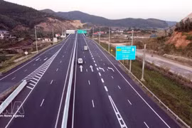 Autopista Ha Long-Mong Cai (Foto ilustrativa: VNA)
