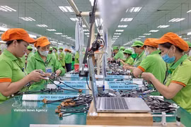 Línea de montaje de productos terminados en la fábrica de Bandai Vietnam. (Foto: VNA)