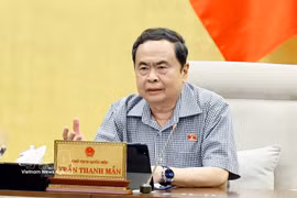 El presidente de la Asamblea Nacional, Tran Thanh Man, habla en la reunión. Foto: VNA