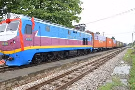 Un tren de carga se dirige a China. (Fuente: VNA)