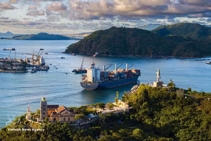 Vietnam potencia las fortalezas del mar y la Altiplanicie Occidental para ampliar su espacio de desarrollo