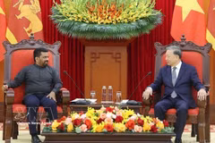 El secretario general del Partido Comunista y presidente de Vietnam, To Lam, recibió al presidente de Sri Lanka, Anura Kumara Dissanayaka, líder del partido Frente de Liberación Popular (JVP), durante su visita de Estado a Vietnam y su participación en las celebraciones del Día de Vesak de las Naciones Unidas, en la tarde del 4 de mayo de 2025. Foto: VNA