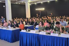 Los delegados participan en el evento. (Fuente: VNA)
