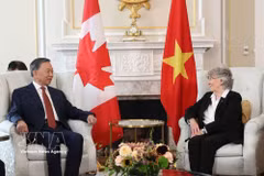 El secretario general del Partido Comunista de Vietnam y presidente de la República, To Lam, y la gobernadora general de Canadá, Louise Arbour. (Foto: VNA)
