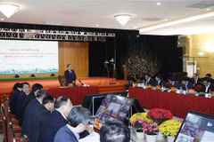 El secretario general del Partido Comunista de Vietnam, To Lam, habla en la reunión. (Foto: VNA)
