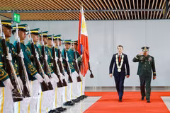 El primer ministro de Vietnam, Le Minh Hung, inicia su agenda de participación en la 48.ª Cumbre de la ASEAN. (Foto: VNA)