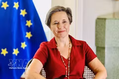 La embajadora de Polonia en Vietnam, Joanna Skoczek. Foto: VNA