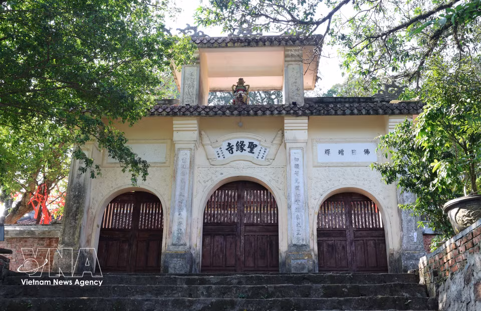 La puerta de la pagoda Thanh Duyen con sus tres arcos. (Fuente: VNA)