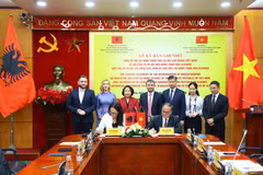Acto de rúbrica (Foto: baochinhphu.vn)