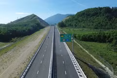 El tramo Vung Ang-Bung del proyecto de la autopista Norte-Sur ya está en funcionamiento. (Foto: Vietnam+)