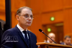 El primer ministro de Rumanía, Luca Niculescu. (Foto: Xinhua/VNA)