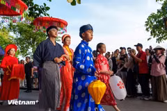 Recreación de la histórica boda de la princesa Ngoc Hoa (conocida cariñosamente como princesa Anio por los japoneses) y el comerciante nipón Araki Sotaro. (Foto: Vietnam+)