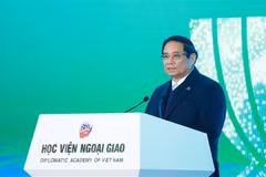 El primer ministro de Vietnam, Pham Minh Chinh, interviene en la cita (Foto: VNA)