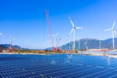 Un proyecto de energía renovable del grupo Trung Nam en la provincia de Khanh Hoa (Foto: VNA)